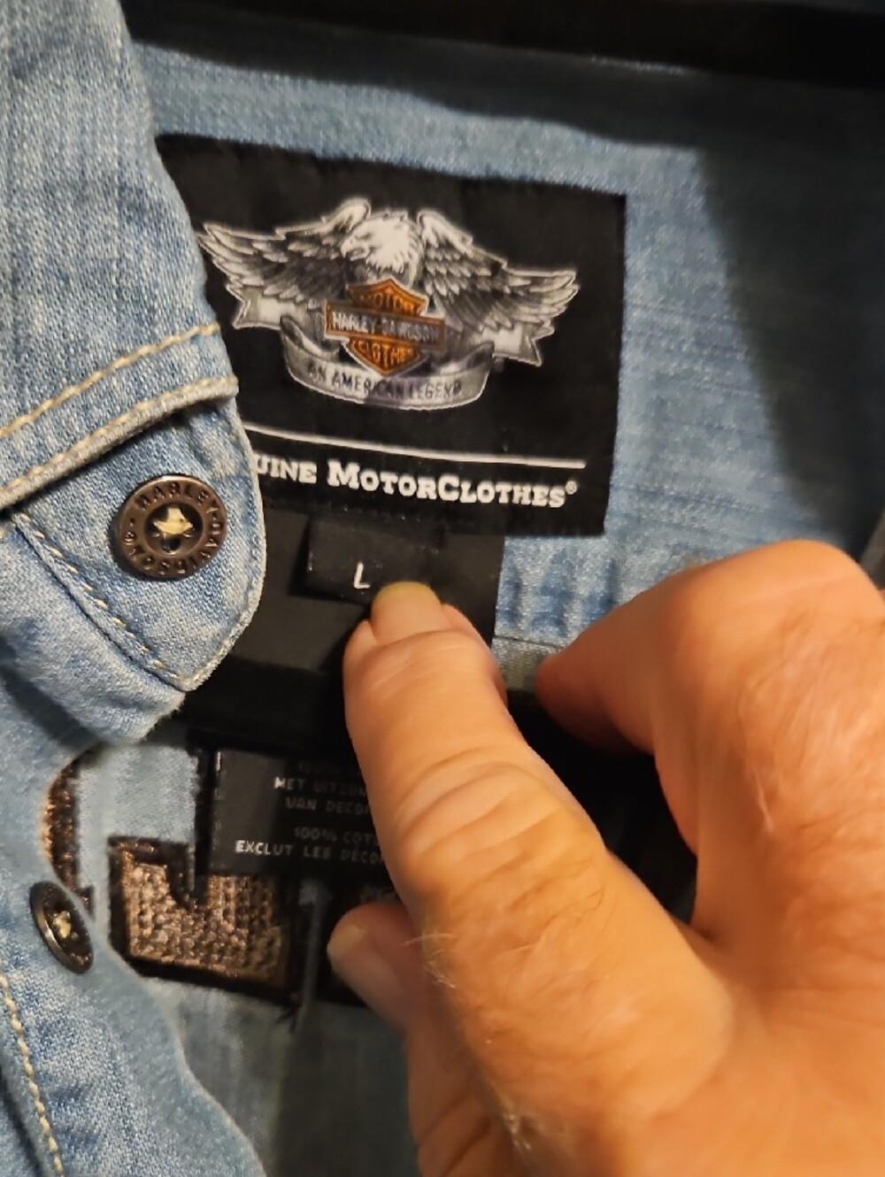 Harley-Davidson Light Blue Denim Button-Up Shirt with Logo Patch - Picture 3 of 5